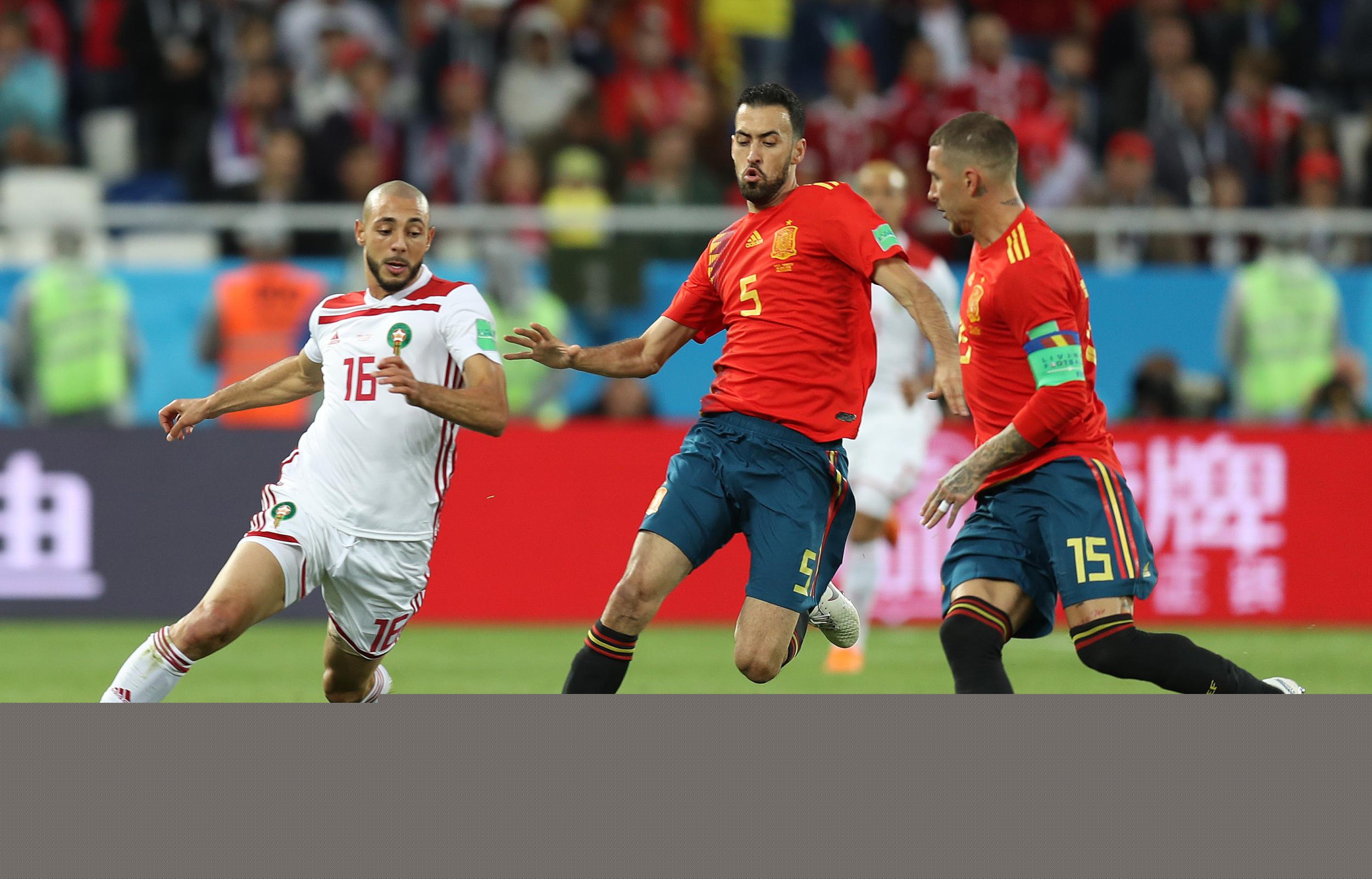 回馈家乡父老，河南队杨意林为后林村80岁以上老人发放礼品