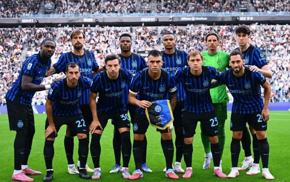 输给米兰后拉齐奥对主裁判不判罚点球不满，决定新闻沉默