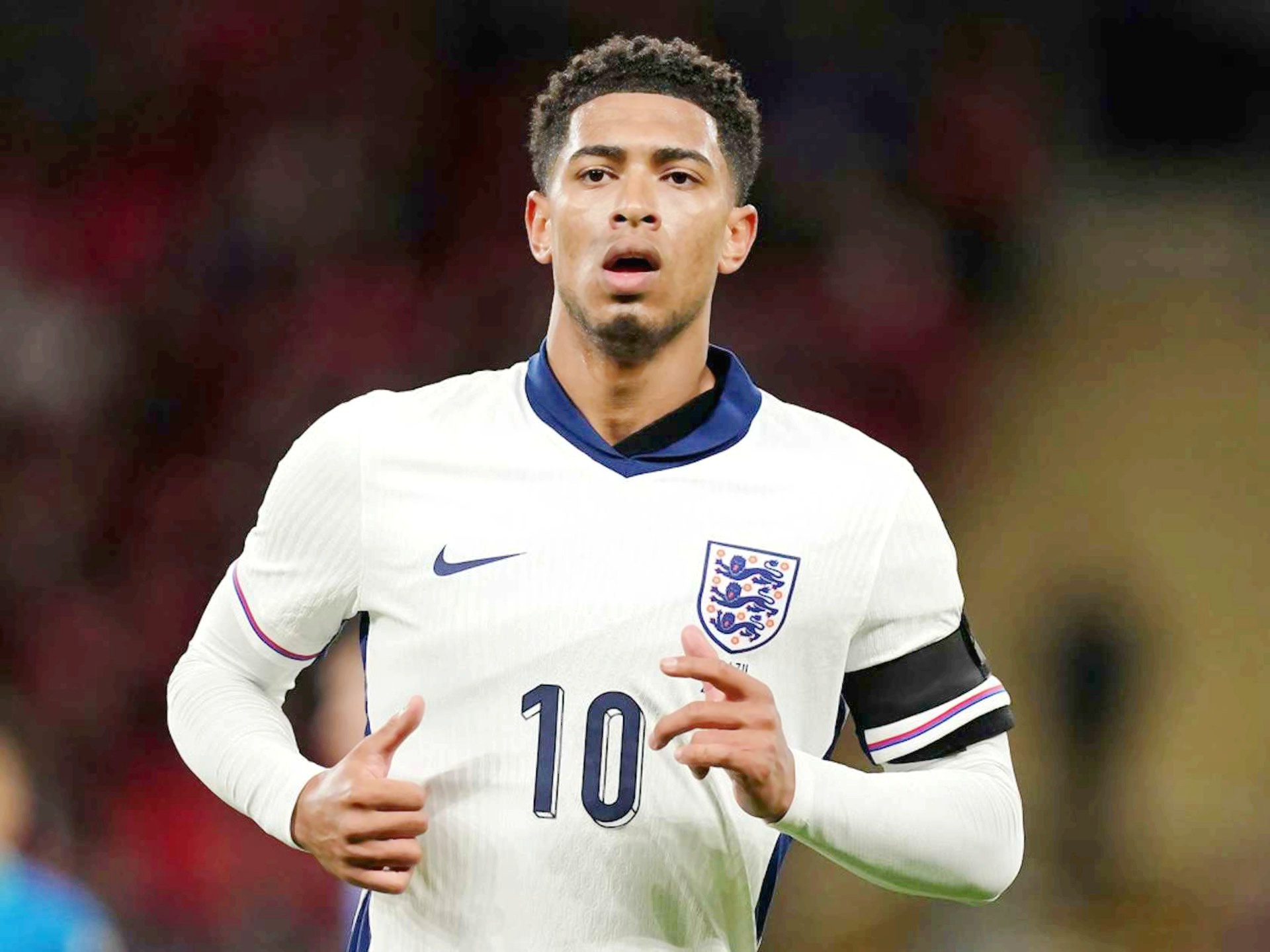 比塞克社媒回应转会传闻：让他们去说他们想说的