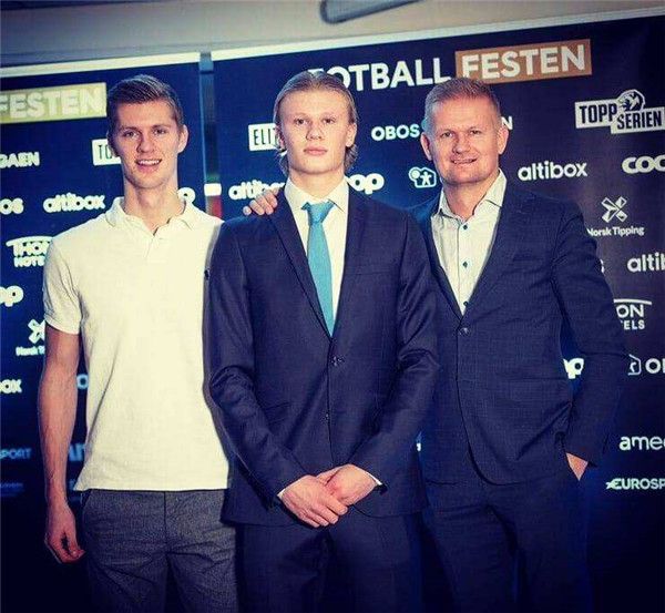 曼晚：多纳鲁马对加盟曼联持开放态度，但不会采取永久转会