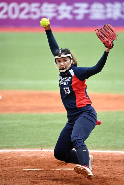 记者：德国足协内部有让诺伊尔回归的声音，需要纳帅主动出面