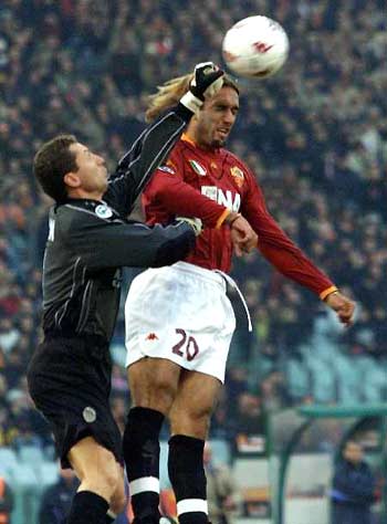 意媒：上个月跖骨骨折的梅雷特还将缺阵20天，意超杯有望复出