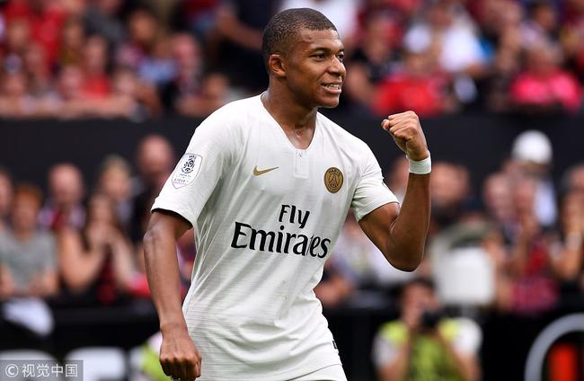 澳超联赛中央海岸水手vs悉尼FC因恶劣天气推迟至18：30进行