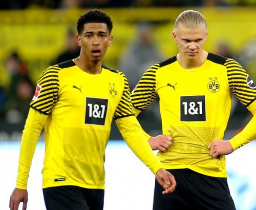 萨里：VAR工作区可以放到替补席对面，否则容易造成冲突